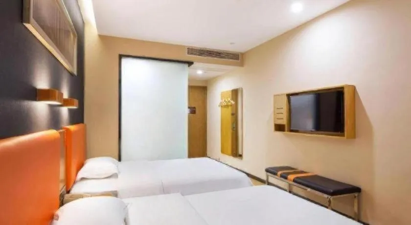 Bed in 7 Days Premium·Hangzhou Jiubao Bus Station Wumei