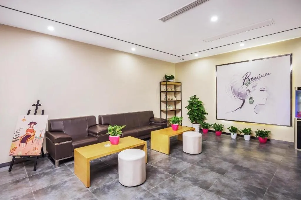 7 Days Premium·Hangzhou Jiubao Bus Station Wumei