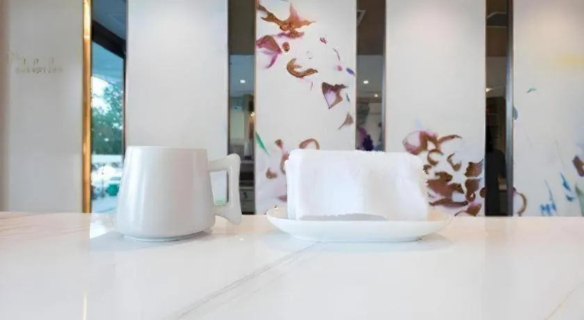 Lavande Hotels·Anyang Wojin Wanda Plaza