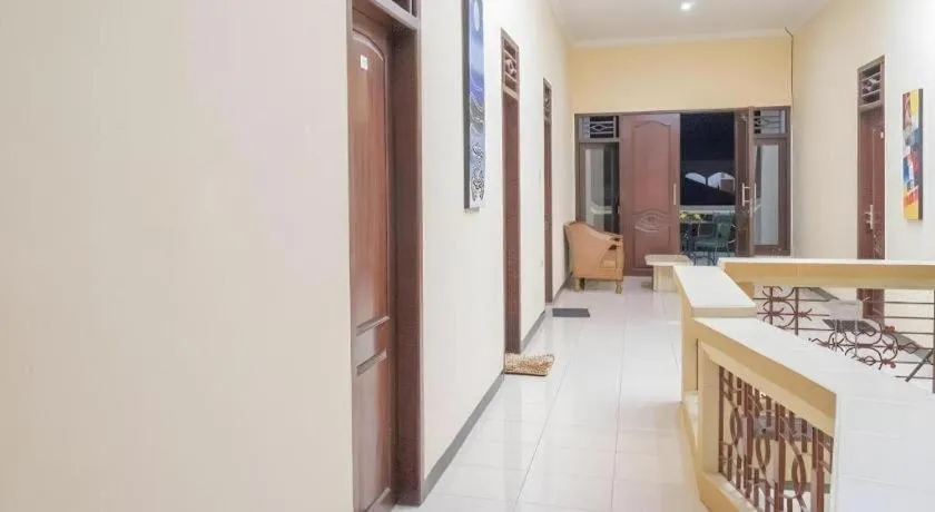 OYO 643 Al Thalib 8 Syariah