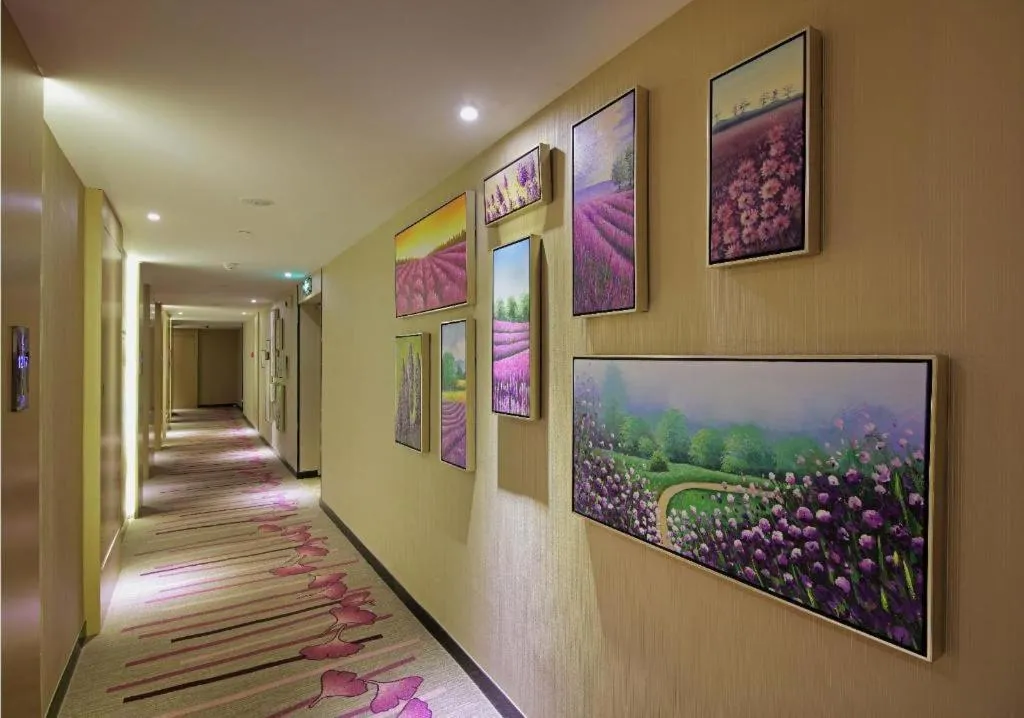Lavande Hotel Foshan Nanhai Xinduhui Dali Commercial Pedestrian Street
