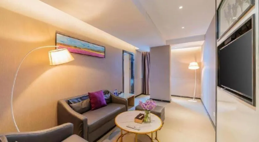 Lavande Hotel Foshan Nanhai Xinduhui Dali Commercial Pedestrian Street
