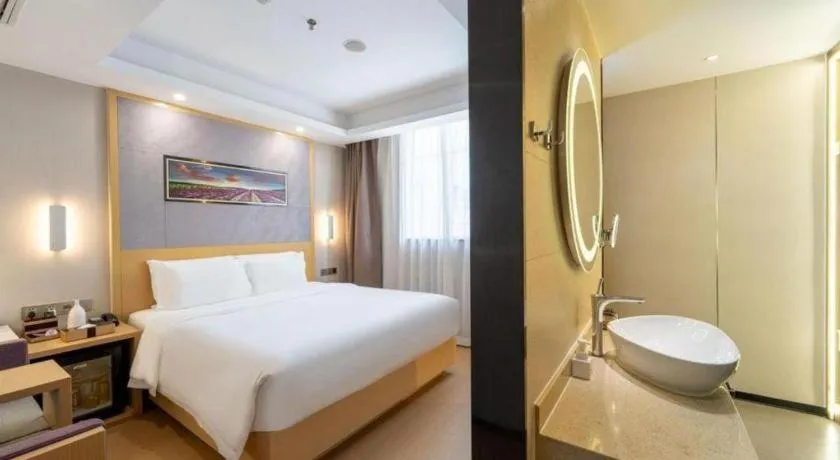 Bed in Lavande Hotel Beijing Guanganmen Lize Commercial Zone