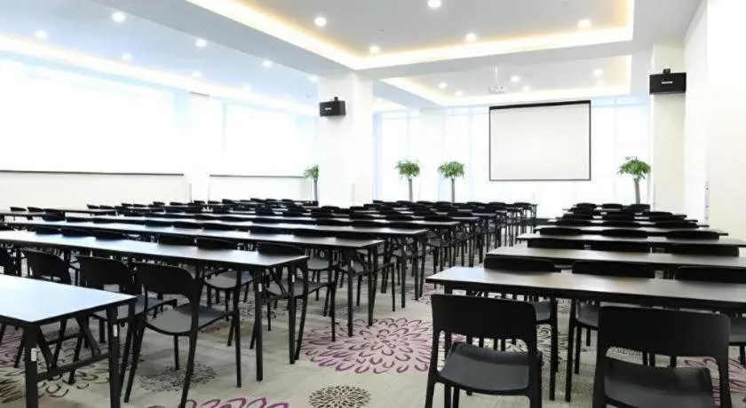 Lavande Hotel Beijing Guanganmen Lize Commercial Zone