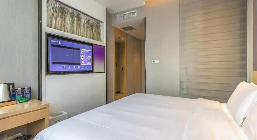Bed in Lavande Hotel Beijing Guanganmen Lize Commercial Zone