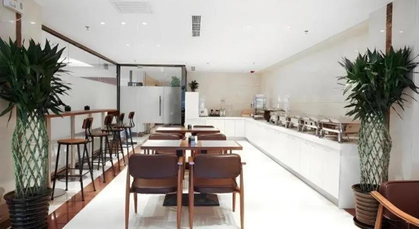 Lavande Hotel Beijing Guanganmen Lize Commercial Zone