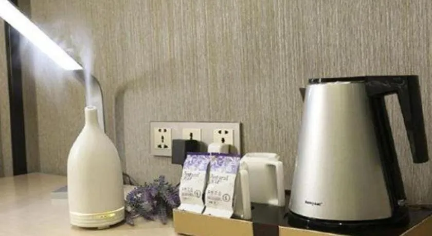 Lavande Hotel Beijing Guanganmen Lize Commercial Zone