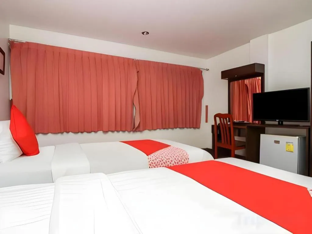 Bed in Hotel Jomtien View Paradise