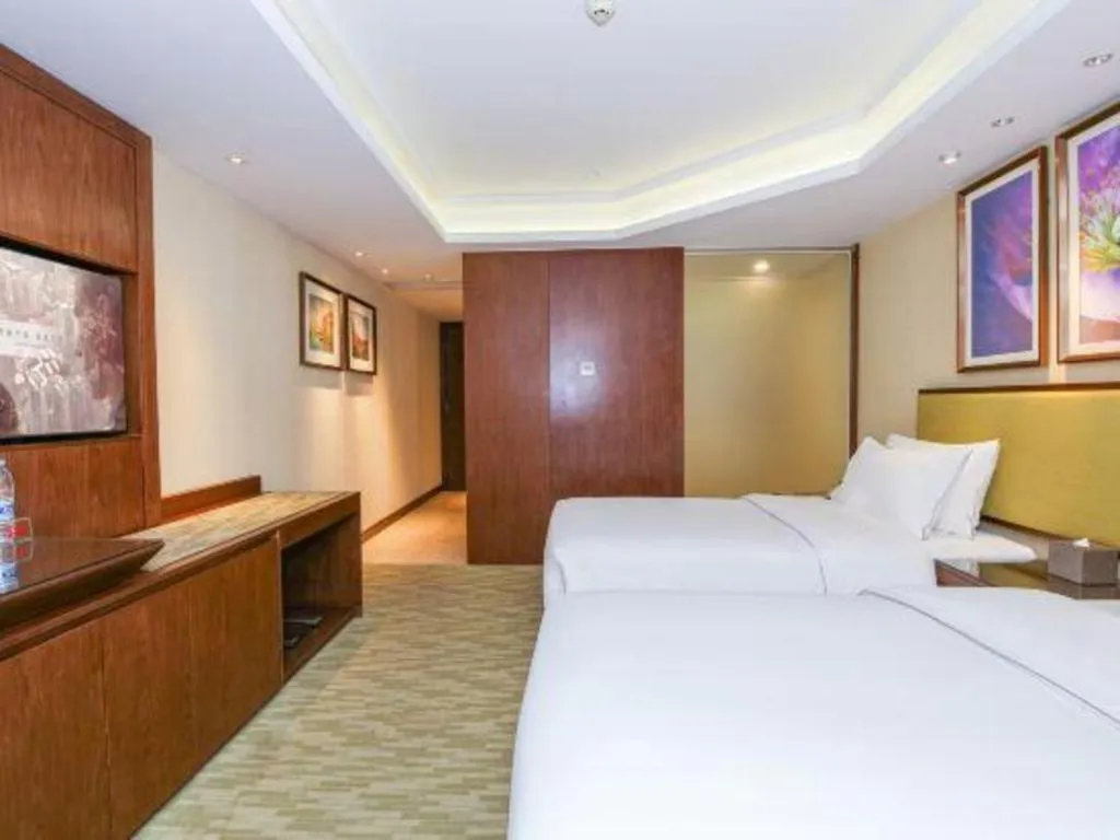 Bed in New Regent Hotel