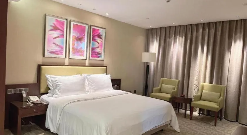 Bed in New Regent Hotel