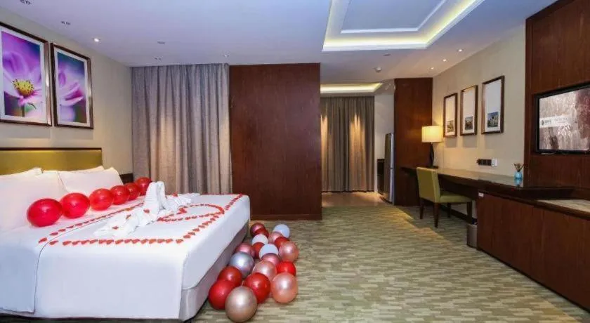 Bed in New Regent Hotel