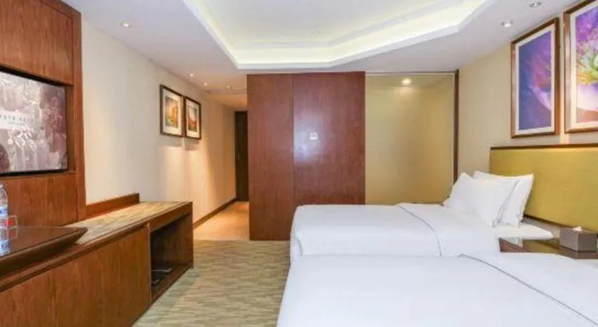 Bed in New Regent Hotel