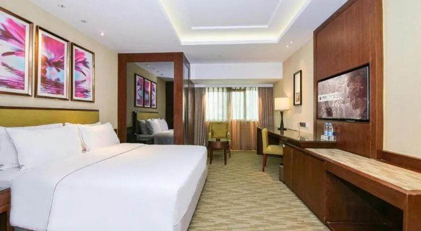 Bed in New Regent Hotel