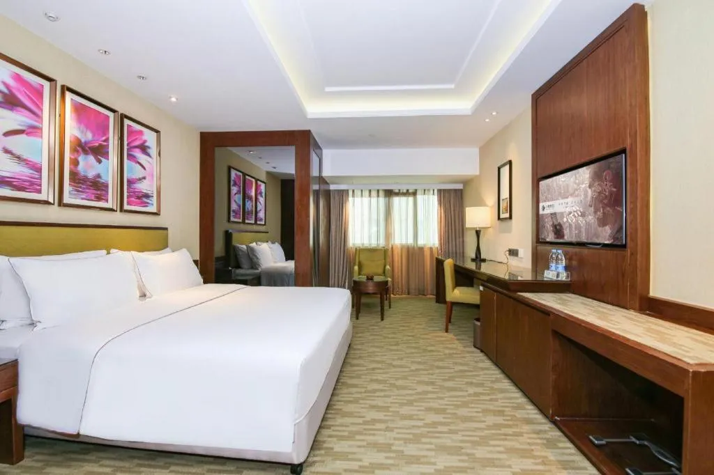 Bed in New Regent Hotel