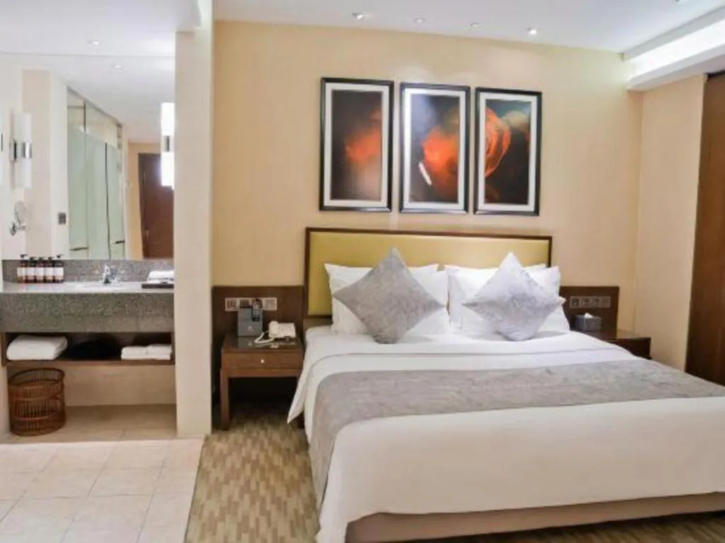 Bed in New Regent Hotel