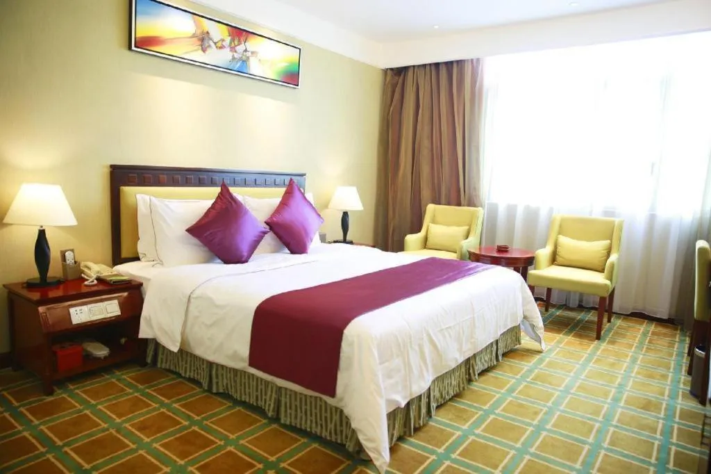 Bed in New Regent Hotel