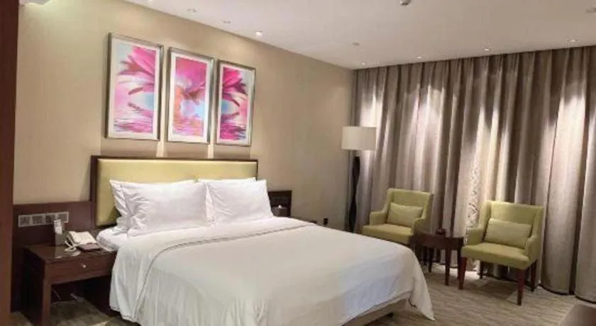 Bed in New Regent Hotel