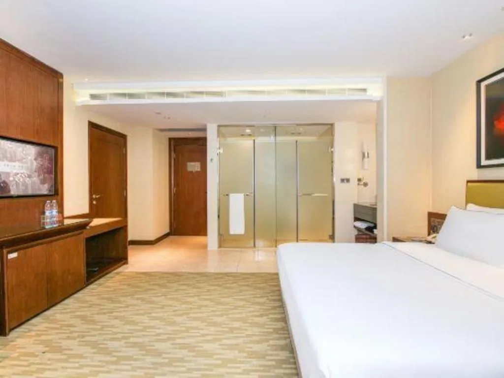 Bed in New Regent Hotel