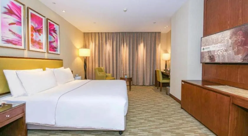 Bed in New Regent Hotel