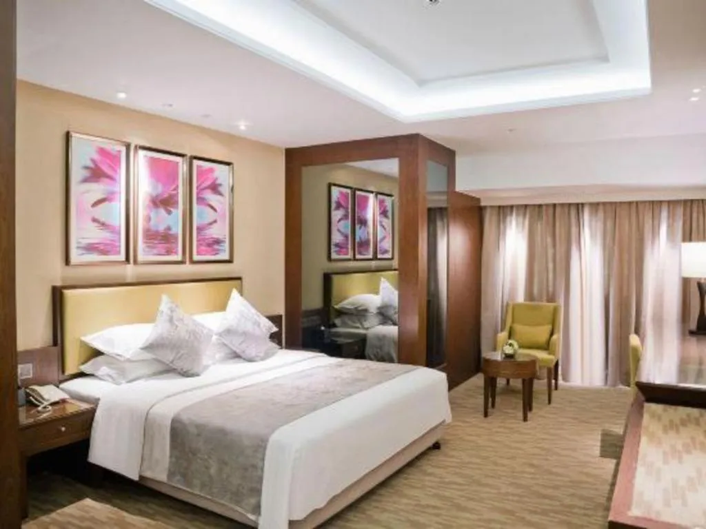 Bed in New Regent Hotel