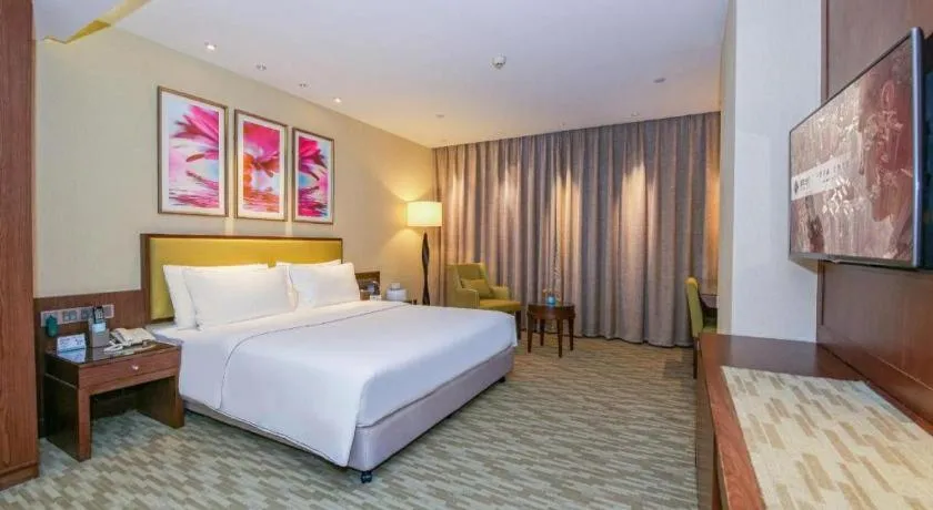 Bed in New Regent Hotel