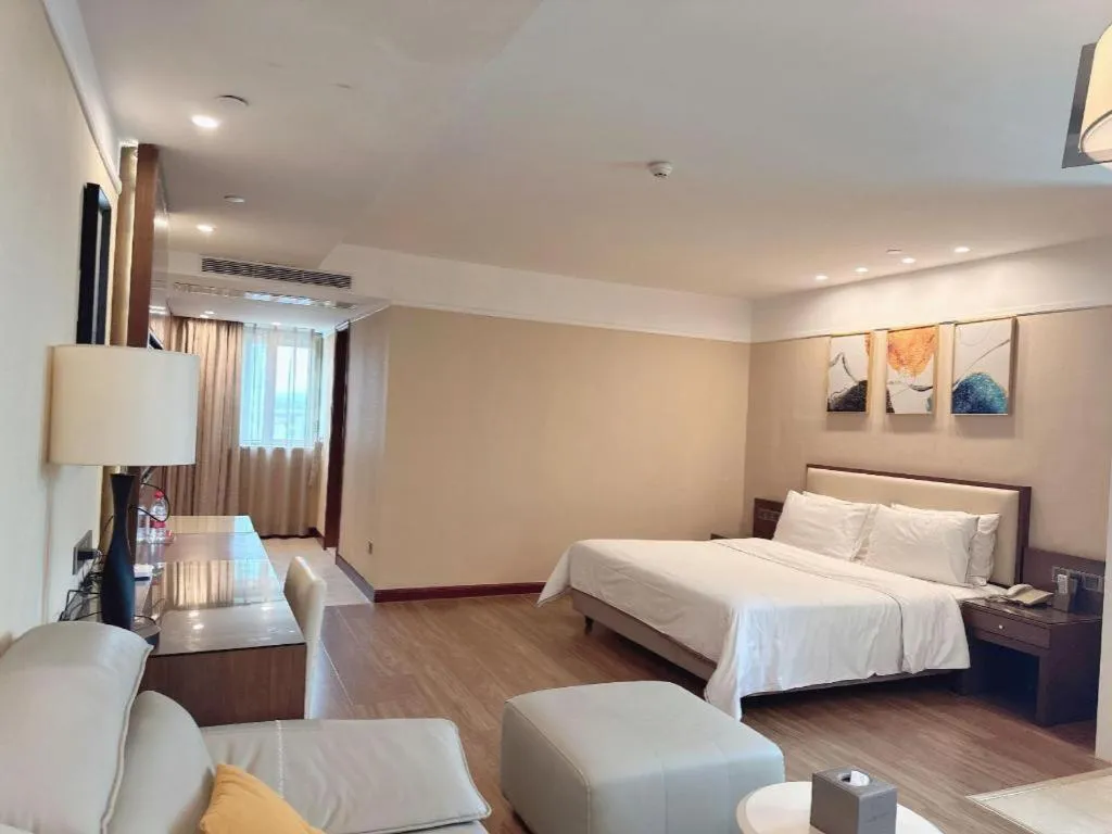 Bed in New Regent Hotel