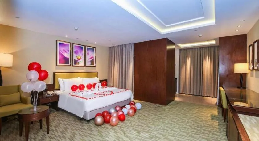 Bed in New Regent Hotel