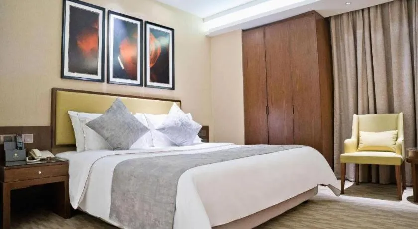 Bed in New Regent Hotel