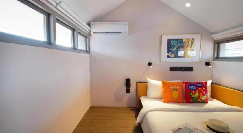 Bed in Hotel Soloha @ Chinatown