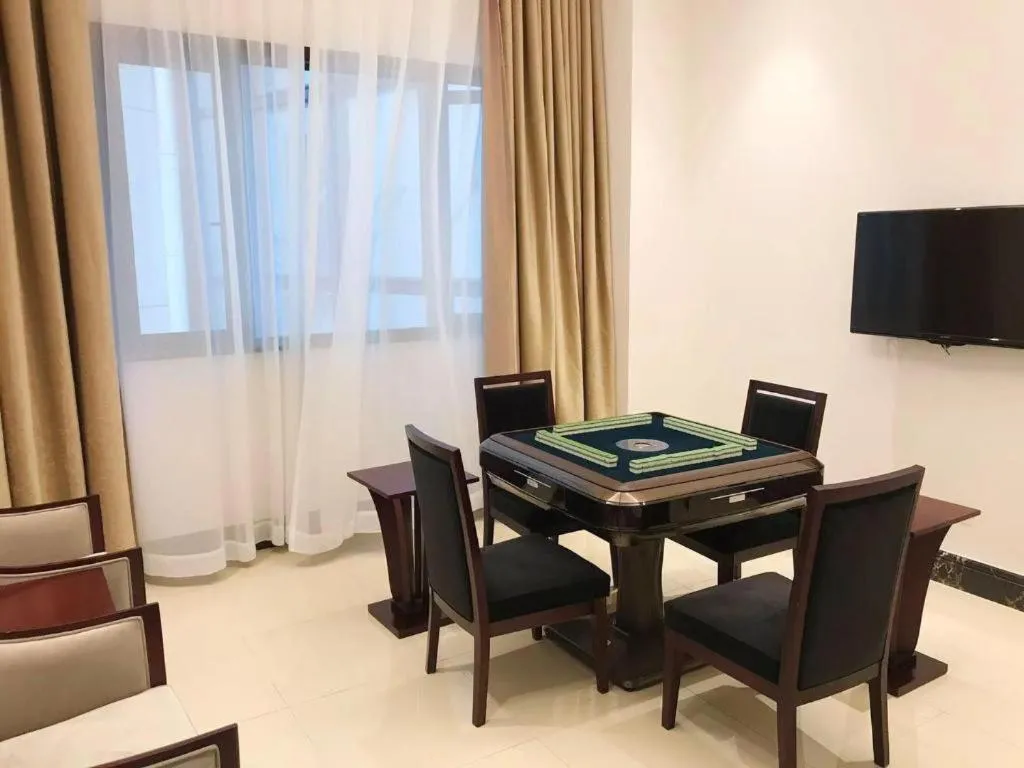 Huading International Hotel