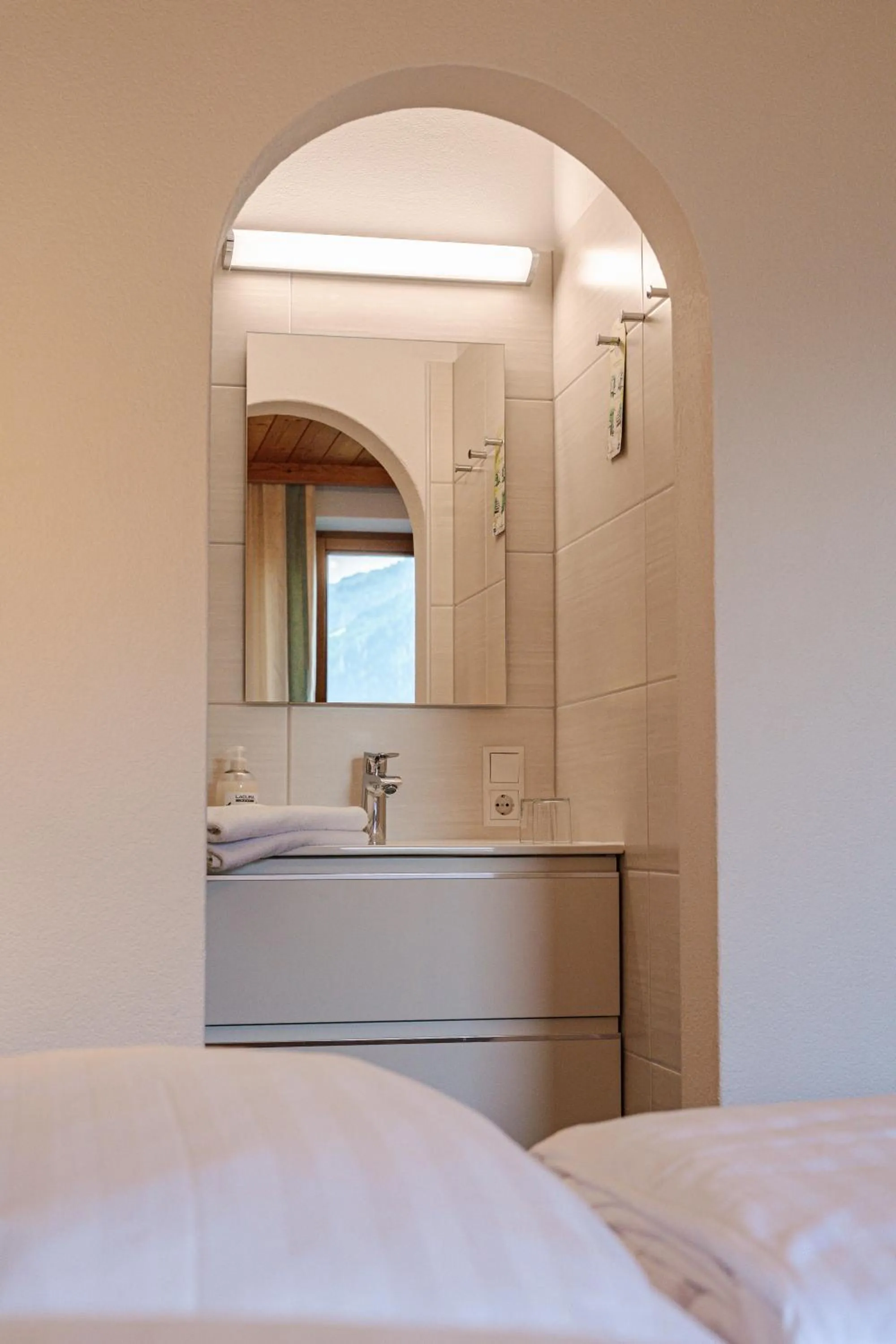 Photo of the whole room, Bed in Pension Schlossberg