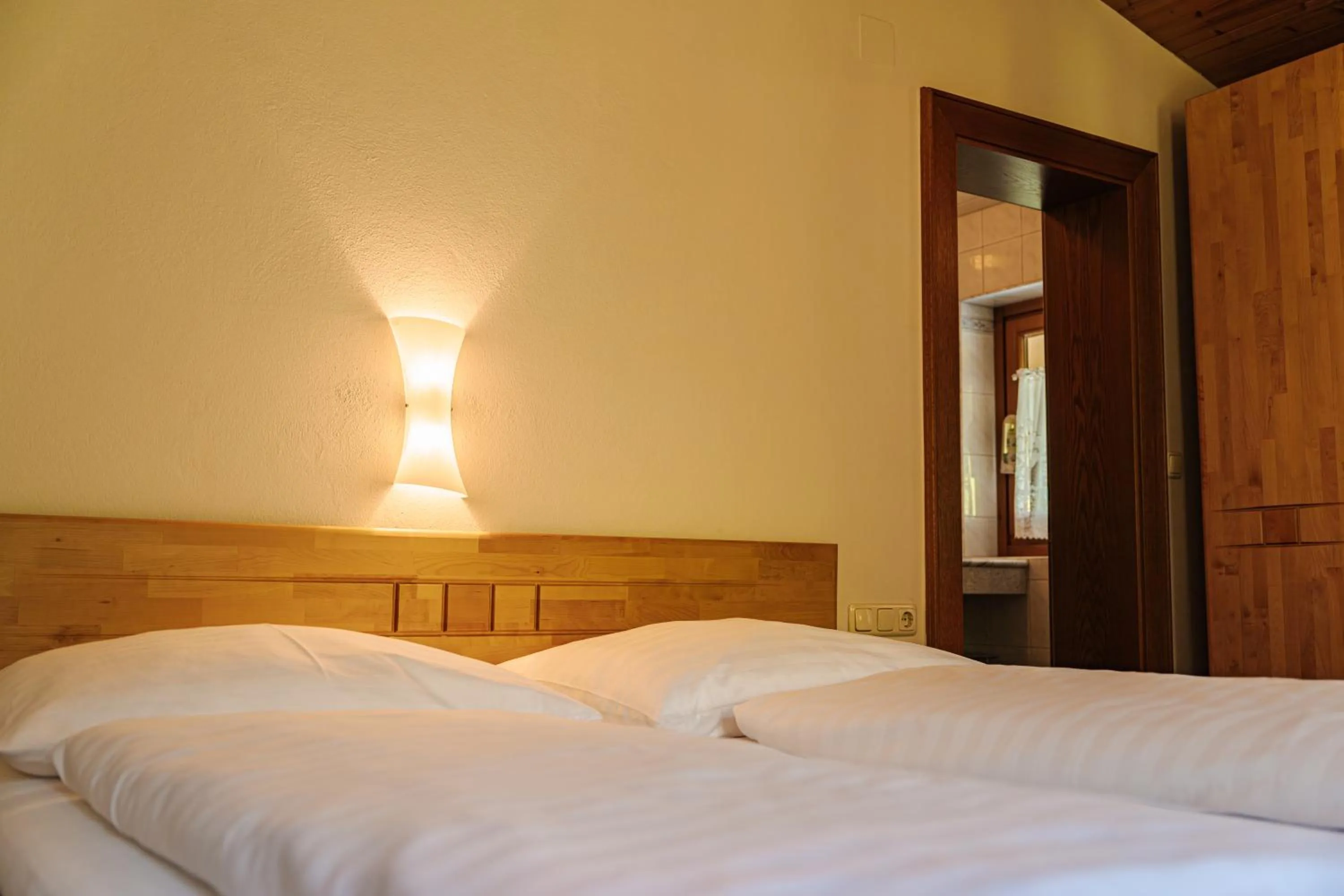 Bed in Pension Schlossberg