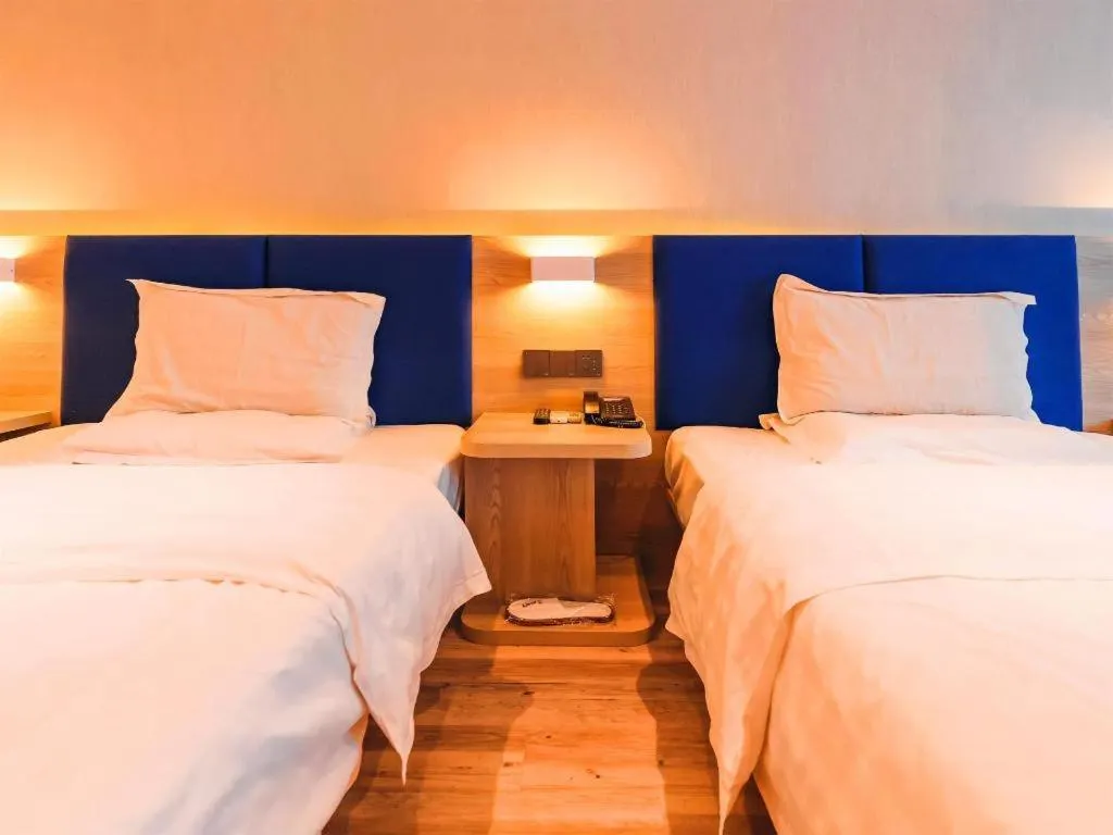 Bed in 7 Days Premium·Tianjin Gulou Metro Station Joy City