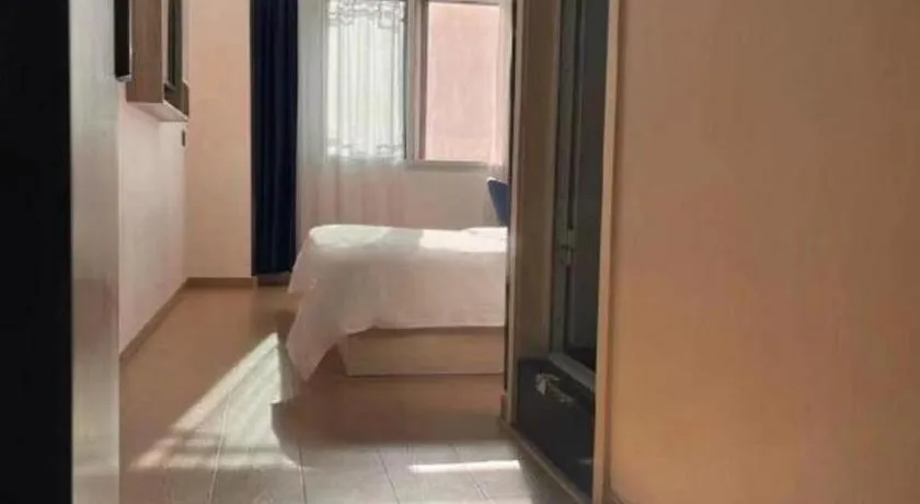 Bed in 7 Days Premium·Tianjin Gulou Metro Station Joy City