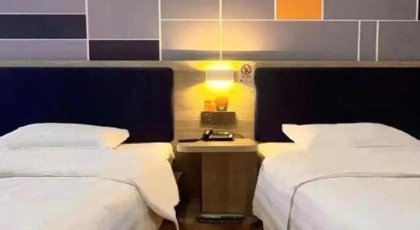 Bed in 7 Days Premium·Tianjin Gulou Metro Station Joy City