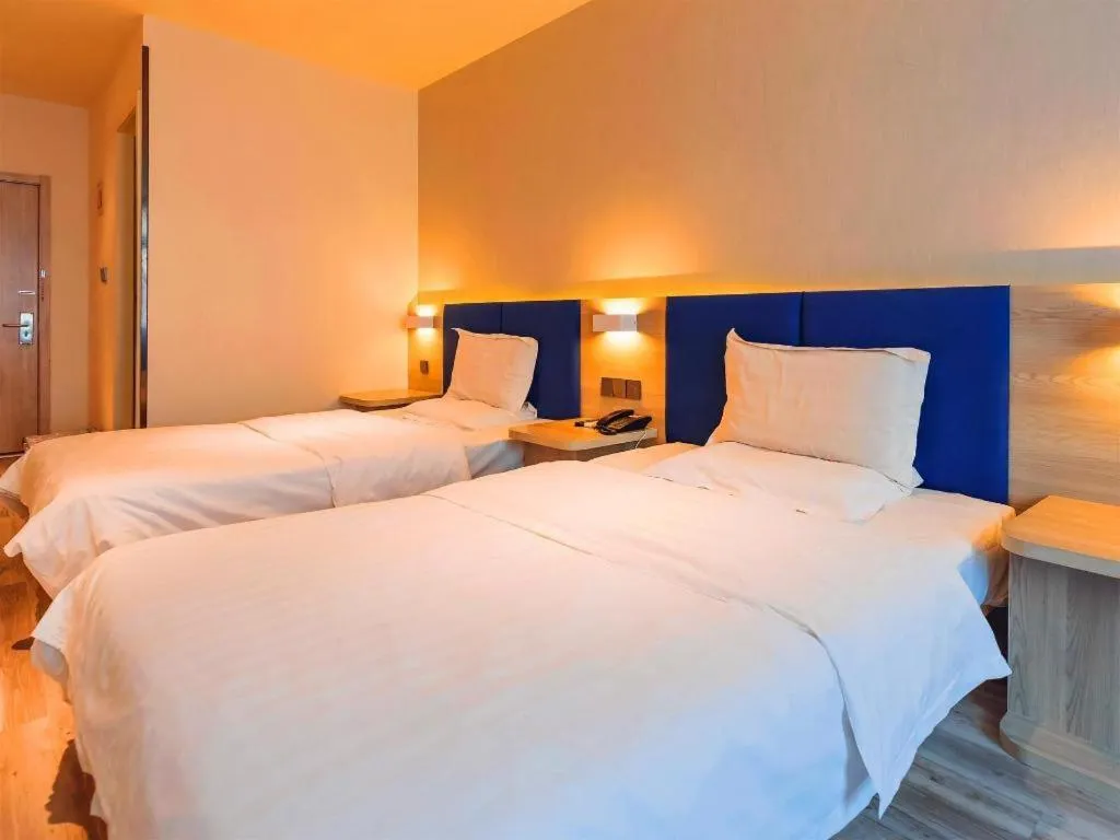 Bed in 7 Days Premium·Tianjin Gulou Metro Station Joy City