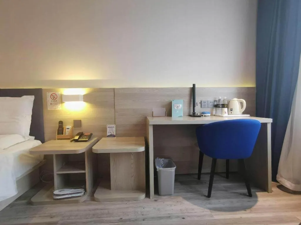 Bed in 7 Days Premium·Tianjin Gulou Metro Station Joy City