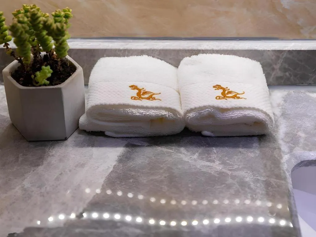 GreenTree Eastern Dali Railway Station Hotel