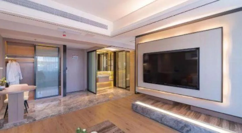 GreenTree Eastern Dali Railway Station Hotel