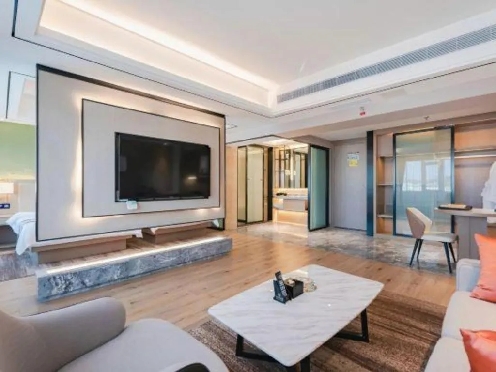 GreenTree Eastern Dali Railway Station Hotel