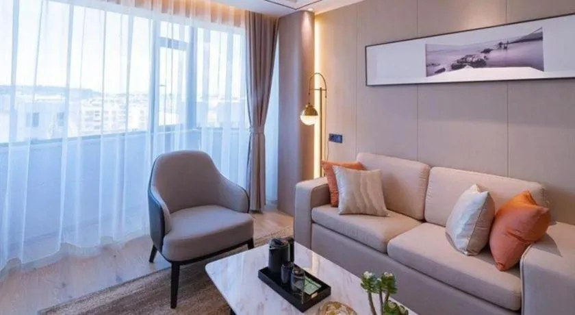 GreenTree Eastern Dali Railway Station Hotel