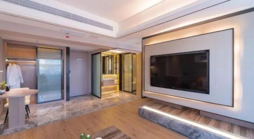 GreenTree Eastern Dali Railway Station Hotel