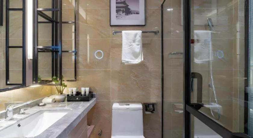 GreenTree Eastern Dali Railway Station Hotel