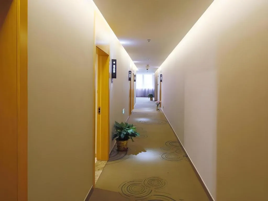 GreenTree Inn Shanghai Railway Station Macao Road