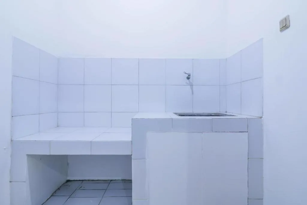 OYO 1755 De'balcon Accomodation Near Ngurah Rai Airport