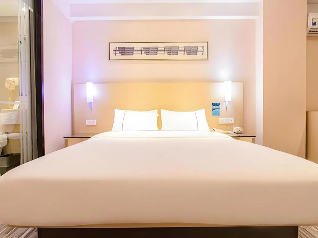 Bed in City Comfort Inn Beihai Hepu Bus Terminal