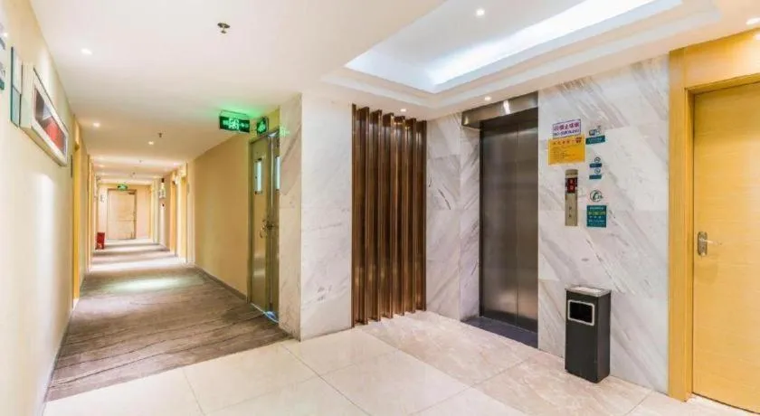 City Comfort Inn Zhanjiang Shimao Building Chikan Old Street