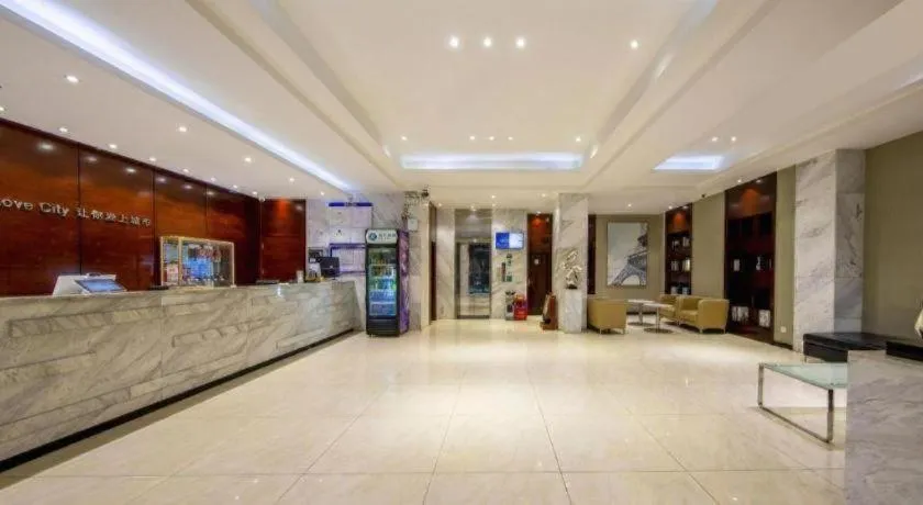 City Comfort Inn Zhanjiang Shimao Building Chikan Old Street