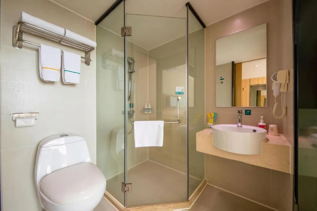 City Comfort Inn Zhanjiang Shimao Building Chikan Old Street