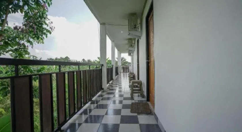 Hotel O Green Palm Kostel Syariah